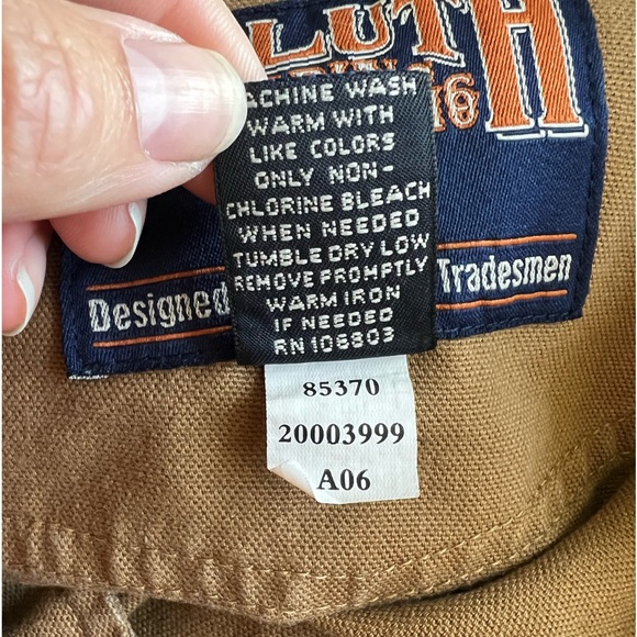 Duluth Trading Co Chinos Pants Men’s Size Tag Marked 44. Today measures 42 - Picture 5 of 9